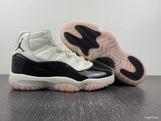 11 WMNS AR0715-101 Jordan Neapolitan Air 0730